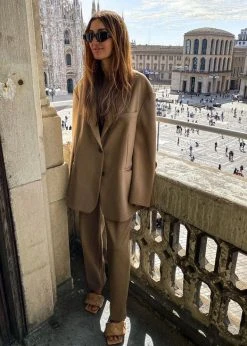 The Frankie Shop Bea Blazer - Latte 14 The Frankie Shop Bea Blazer - Latte