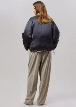 Blossom CLOTHING Connell Reversible Bomber - Black/Mastic