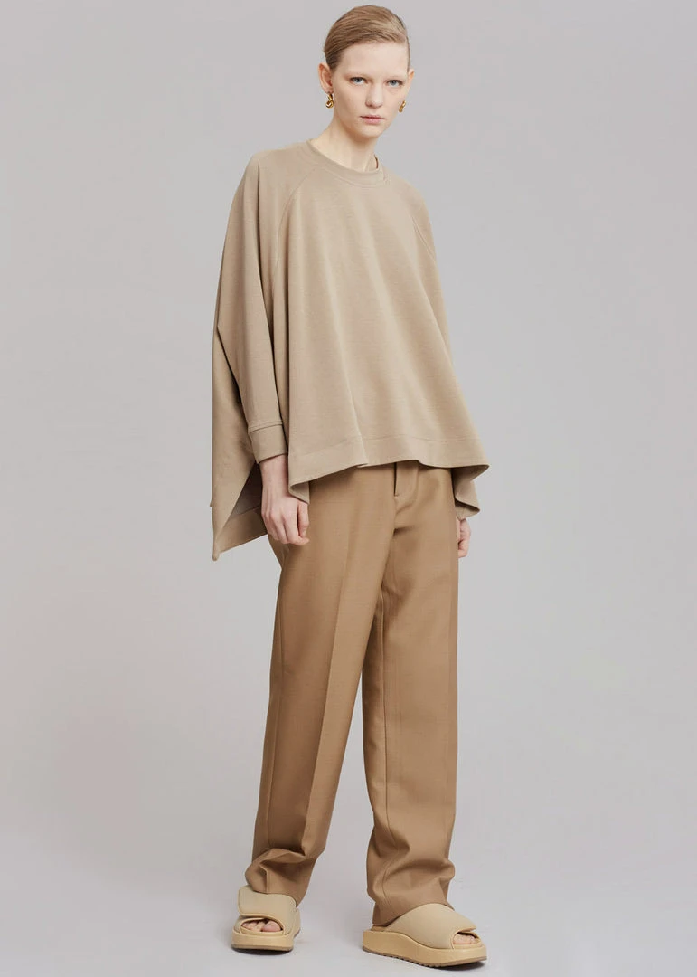 The Frankie Shop CLOTHING Fomu Oversized Top - Taupe 6 The Frankie Shop CLOTHING Fomu Oversized Top - Taupe