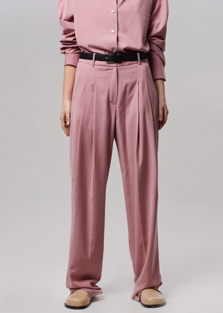 The Frankie Shop CLOTHING Gelso Pleated Trousers - Rose 11 The Frankie Shop CLOTHING Gelso Pleated Trousers - Rose