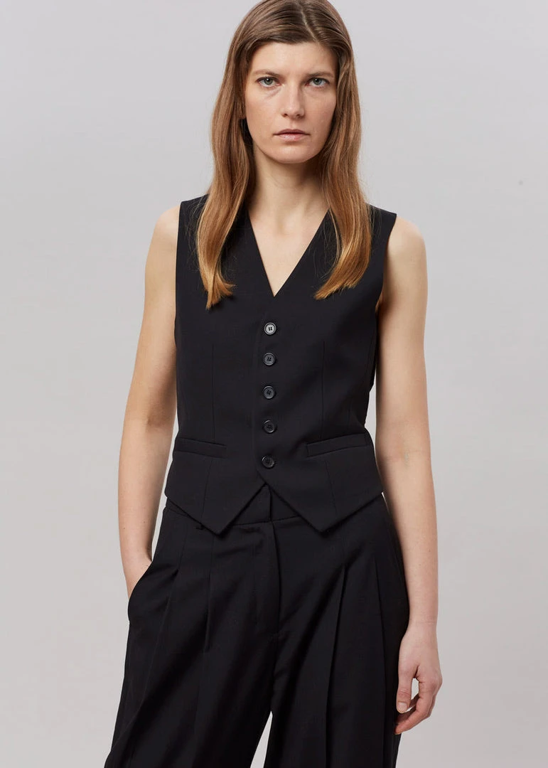 The Frankie Shop CLOTHING Gelso Waistcoat - Black 8 The Frankie Shop CLOTHING Gelso Waistcoat - Black