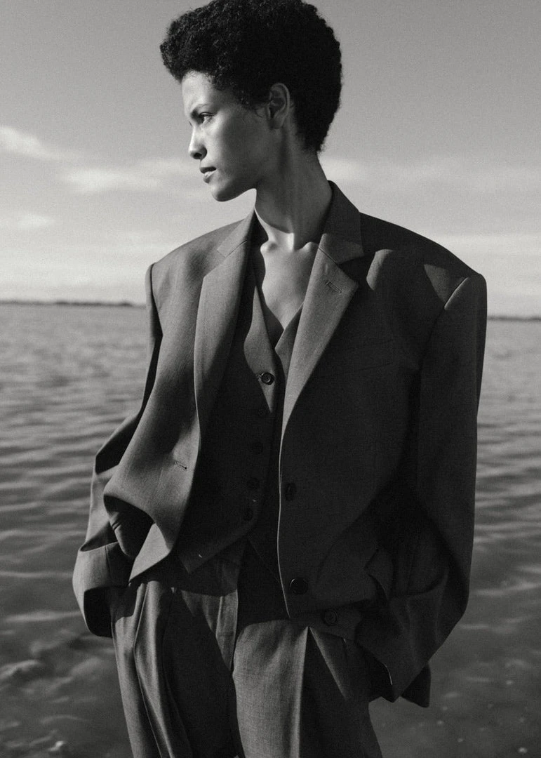 The Frankie Shop CLOTHING Gelso Waistcoat - Dark Grey Melange 14 The Frankie Shop CLOTHING Gelso Waistcoat - Dark Grey Melange