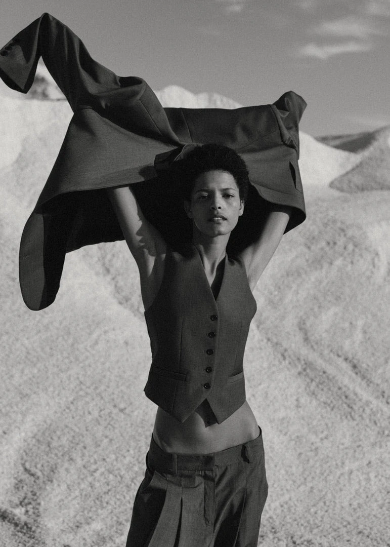 The Frankie Shop CLOTHING Gelso Waistcoat - Dark Grey Melange 13 The Frankie Shop CLOTHING Gelso Waistcoat - Dark Grey Melange