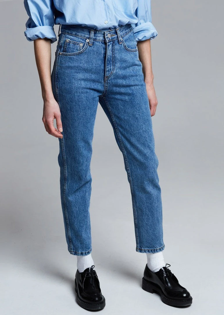 Breathe CLOTHING High Rise Slim Tapered Jean - Worn Wash 2 Breathe CLOTHING High Rise Slim Tapered Jean - Worn Wash