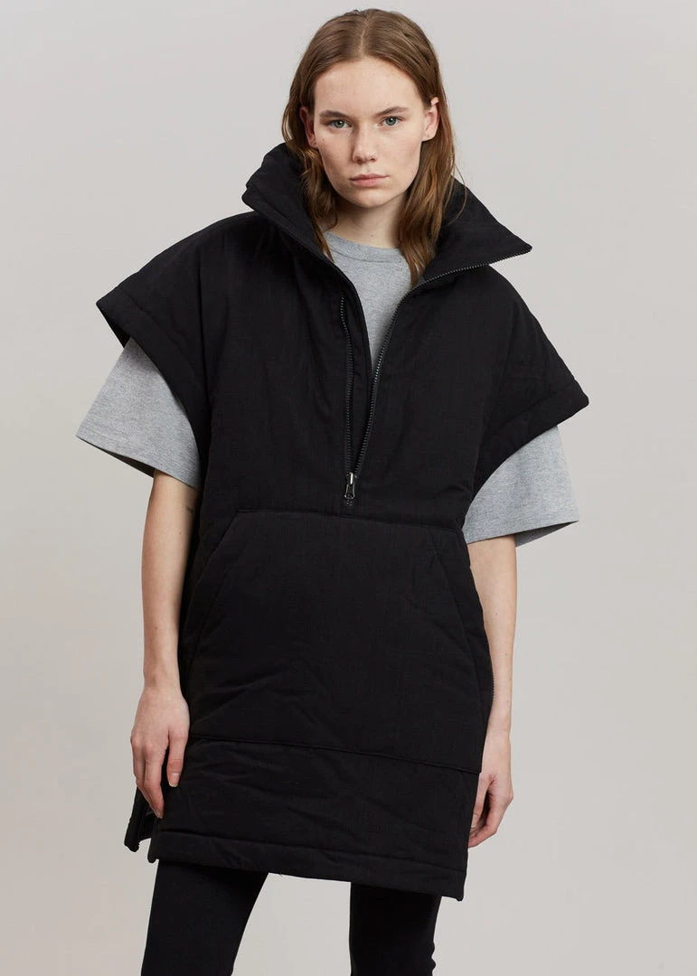 The Frankie Shop Isaak Puffer Vest - Black 10 The Frankie Shop Isaak Puffer Vest - Black