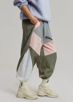 Black Fuchsia Kahlo Joggers - Pink Combo 19 Black Fuchsia Kahlo Joggers - Pink Combo