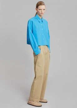 The Frankie Shop CLOTHING Lawan Cropped Shirt - Ocean