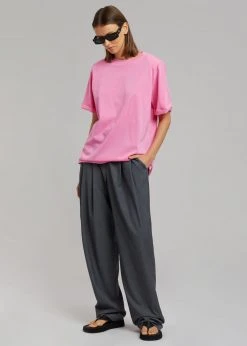 The Frankie Shop CLOTHING Lena Padded Shoulder Tee - Pink