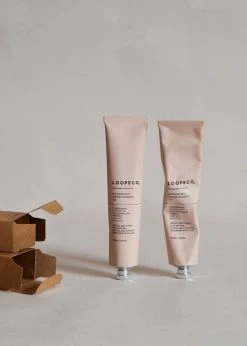 Loopeco Nutrient Rich Cream Cleanser LIFESTYLE 7 Loopeco Nutrient Rich Cream Cleanser LIFESTYLE