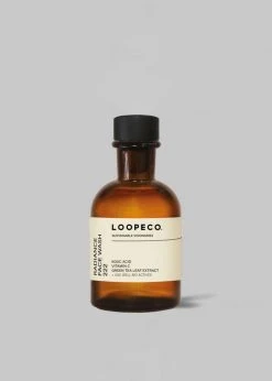 Loopeco Radiance Face Wash LIFESTYLE