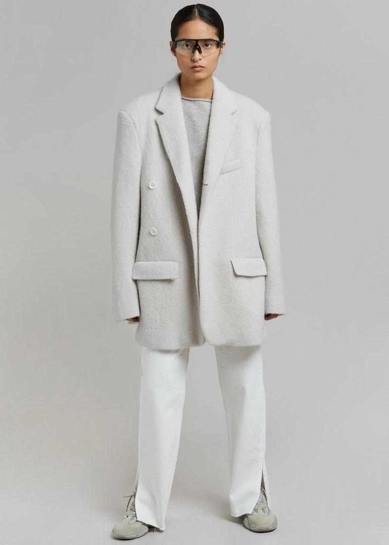 The Frankie Shop Mabel Fuzzy Oversized Blazer - Birch 9 The Frankie Shop Mabel Fuzzy Oversized Blazer - Birch