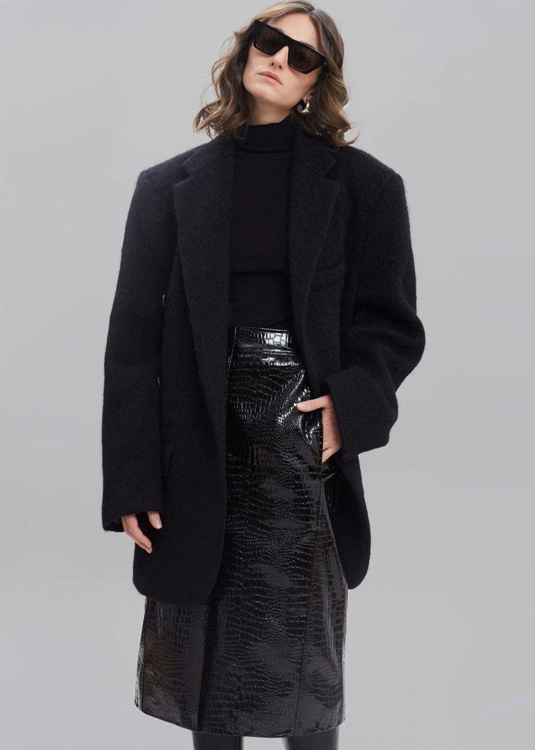 Paper Moon Mabel Fuzzy Oversized Blazer - Black 7 Paper Moon Mabel Fuzzy Oversized Blazer - Black