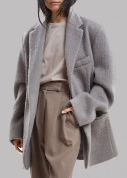The Frankie Shop CLOTHING Mabel Fuzzy Oversized Blazer - Mink