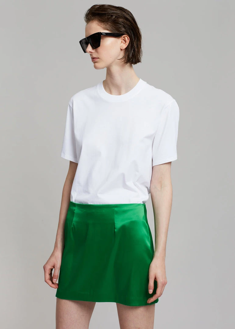Agit Maddy Satin Mini Skirt - Kelly Green 2 Agit Maddy Satin Mini Skirt - Kelly Green