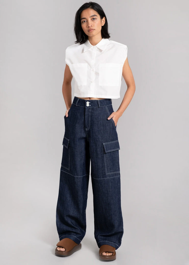 The Frankie Shop CLOTHING Marylin Padded Cropped Shirt - White 5 The Frankie Shop CLOTHING Marylin Padded Cropped Shirt - White