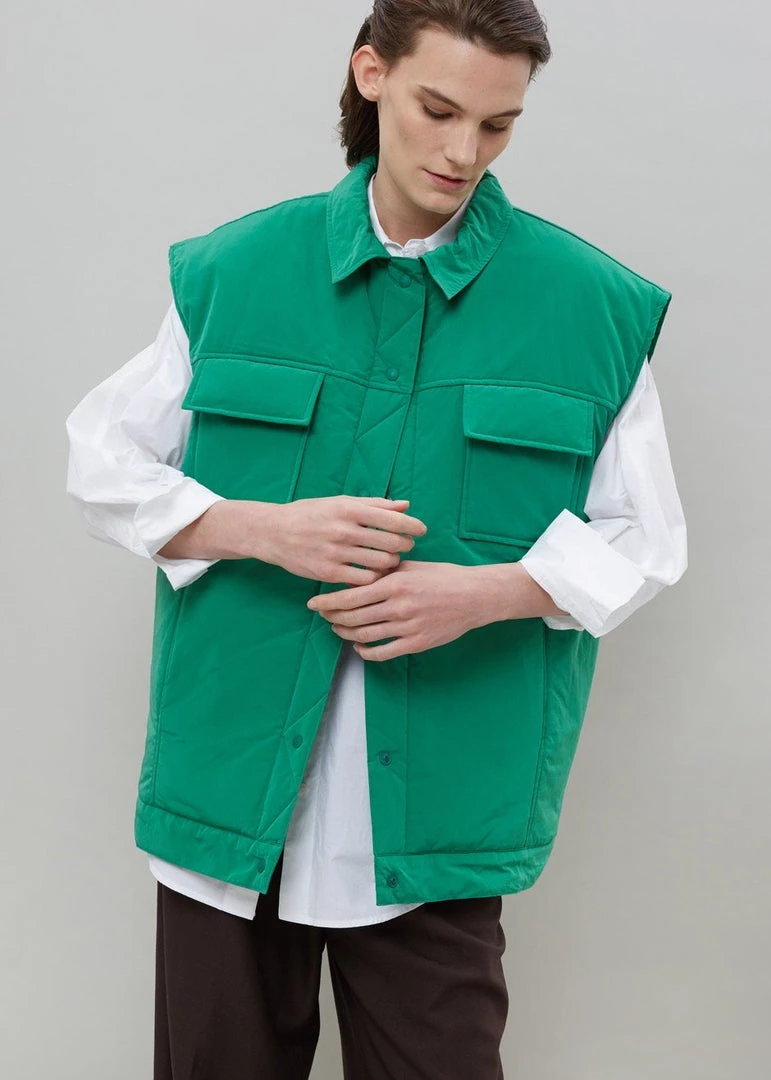 Follow Nauja Vest - Emerald CLOTHING 2 Follow Nauja Vest - Emerald CLOTHING