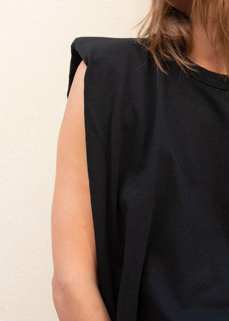 The Frankie Shop CLOTHING Eva Padded Shoulder Muscle T-Shirt - Black 6 The Frankie Shop CLOTHING Eva Padded Shoulder Muscle T-Shirt - Black