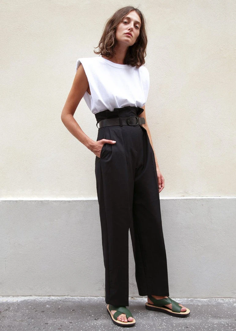 The Frankie Shop Eva Padded Shoulder Muscle T-Shirt - White CLOTHING 6 The Frankie Shop Eva Padded Shoulder Muscle T-Shirt - White CLOTHING