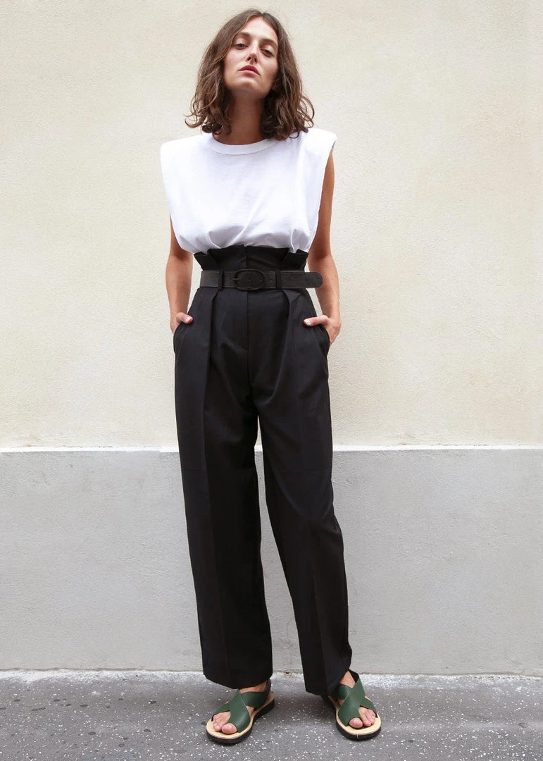 The Frankie Shop Eva Padded Shoulder Muscle T-Shirt - White CLOTHING 2 The Frankie Shop Eva Padded Shoulder Muscle T-Shirt - White CLOTHING