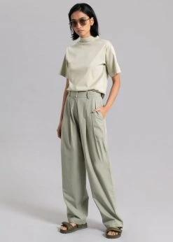 The Wave CLOTHING Ros Mock Neck Tee - Sage