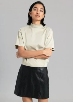 The Wave CLOTHING Ros Mock Neck Tee - Sage