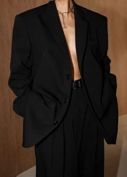 The Frankie Shop Tansy Oversized Blazer - Black 20 The Frankie Shop Tansy Oversized Blazer - Black