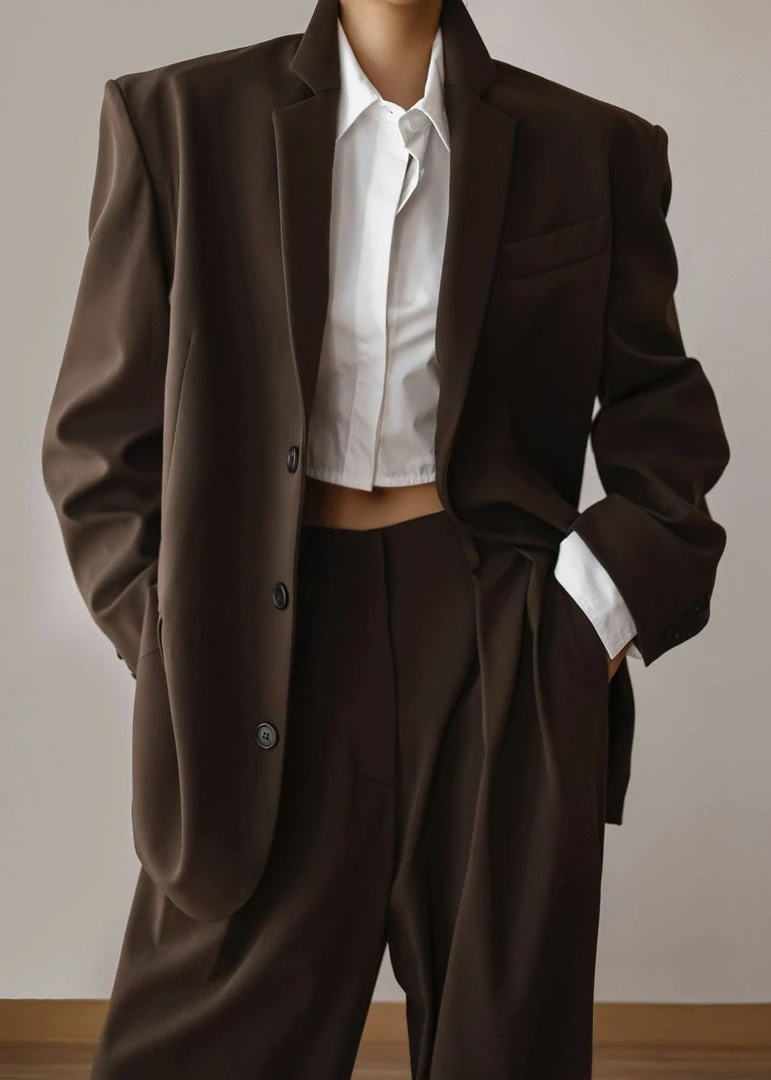 The Frankie Shop CLOTHING Tansy Oversized Blazer - Chocolate 6 The Frankie Shop CLOTHING Tansy Oversized Blazer - Chocolate