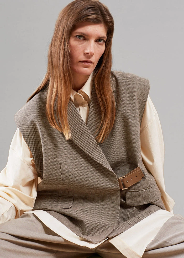 The Frankie Shop CLOTHING Tapiro Belted Vest - Beige Melange 2 The Frankie Shop CLOTHING Tapiro Belted Vest - Beige Melange