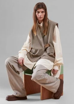The Frankie Shop CLOTHING Tapiro Belted Vest - Beige Melange 8 The Frankie Shop CLOTHING Tapiro Belted Vest - Beige Melange
