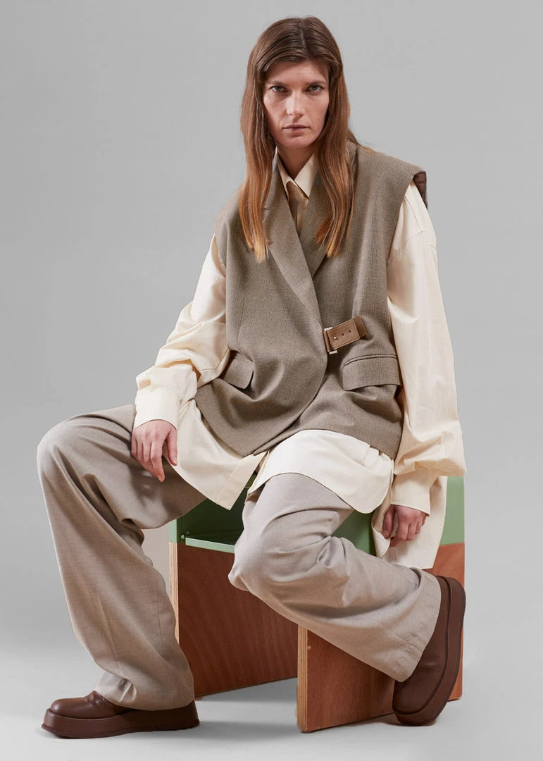 The Frankie Shop CLOTHING Tapiro Belted Vest - Beige Melange 3 The Frankie Shop CLOTHING Tapiro Belted Vest - Beige Melange