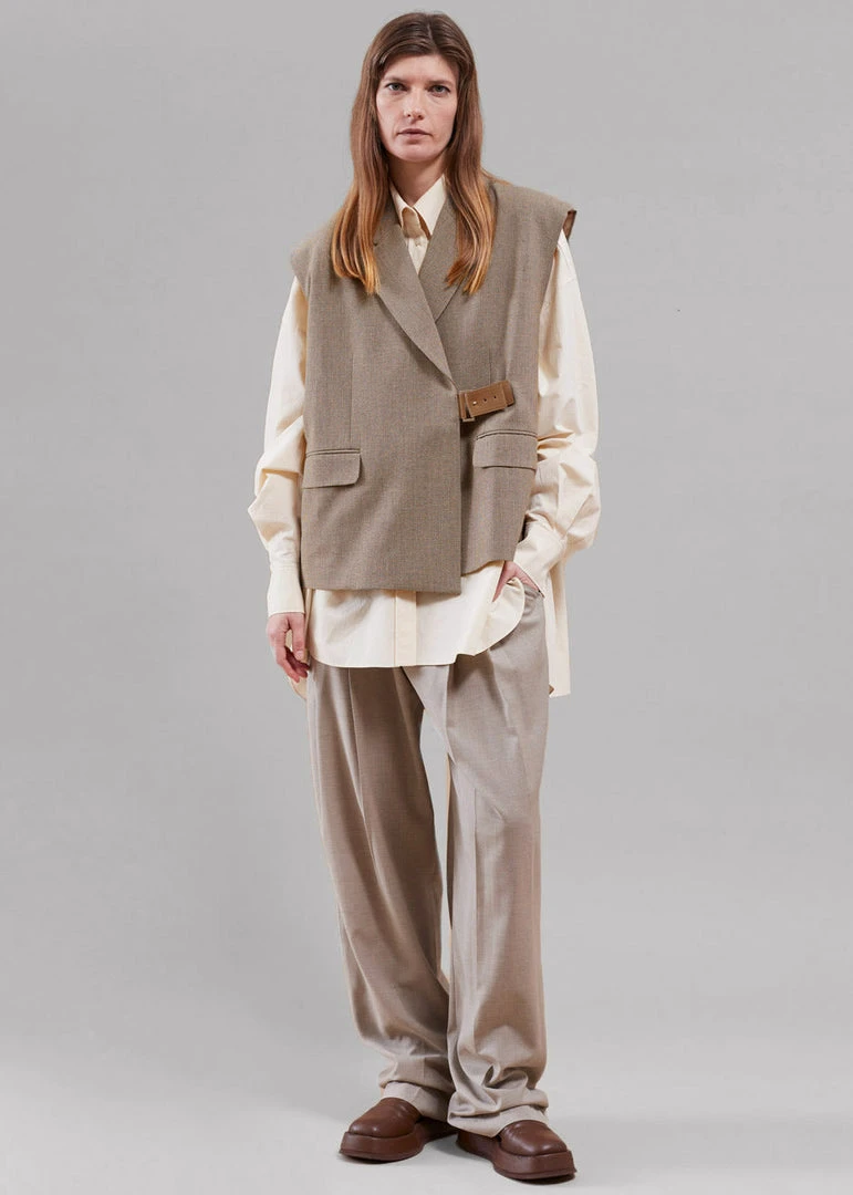 The Frankie Shop CLOTHING Tapiro Belted Vest - Beige Melange 1 The Frankie Shop CLOTHING Tapiro Belted Vest - Beige Melange
