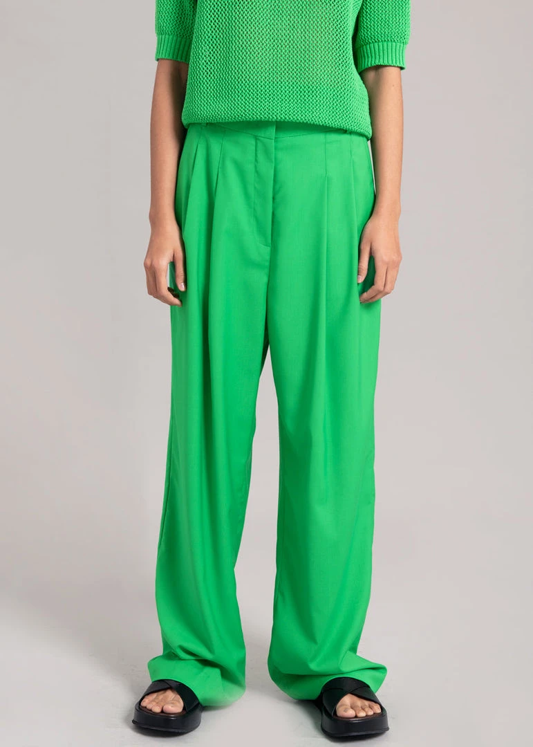 The Frankie Shop Tess Pleated Pants - Kelly Green 3 The Frankie Shop Tess Pleated Pants - Kelly Green