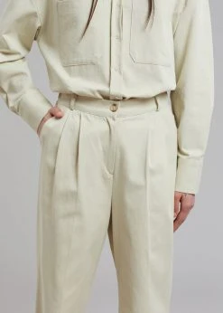 The Frankie Shop CLOTHING Tomo Pleated Pants - Beige 22 The Frankie Shop CLOTHING Tomo Pleated Pants - Beige