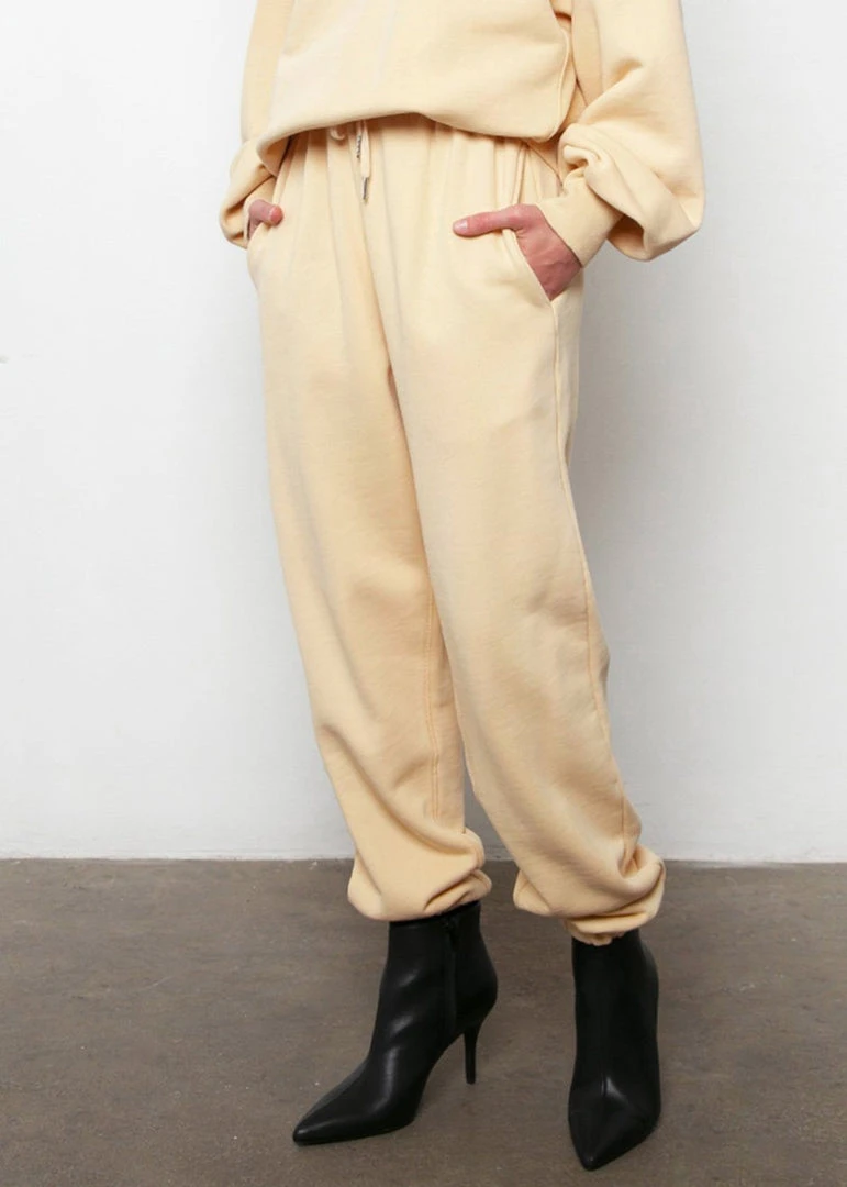 The Frankie Shop Vanessa Sweatpants - Banana 2 The Frankie Shop Vanessa Sweatpants - Banana